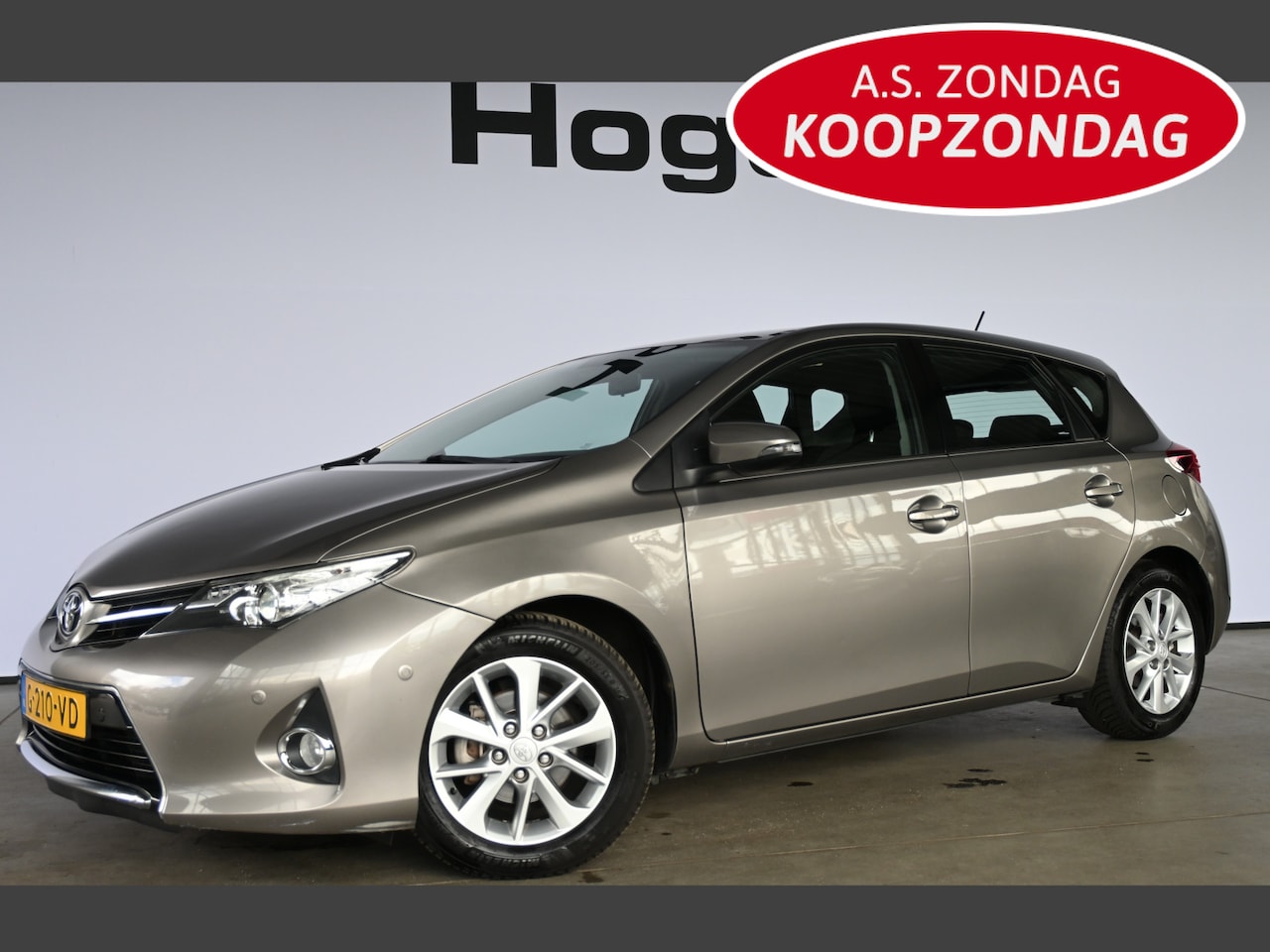 Toyota Auris - 1.3 Aspiration Ecc Airco Cruise Control Goed Onderhouden! Inruil Mogelijk! - AutoWereld.nl