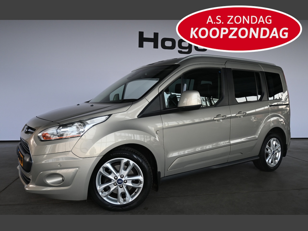 Ford Tourneo Connect Compact - 1.6 TDCi Titanium Ecc Panoramadak 100% Onderhouden! Inruil Mogelijk! - AutoWereld.nl