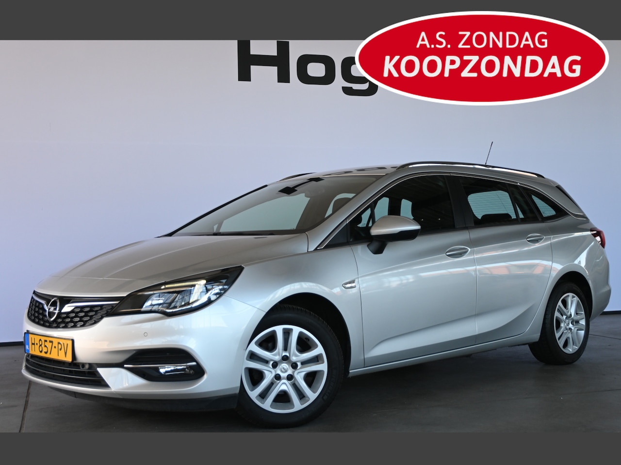 Opel Astra Sports Tourer - 1.2 Launch Edition BTW NAP! Navigatie LED Dealer Onderhouden! Inruil Mogelijk! - AutoWereld.nl