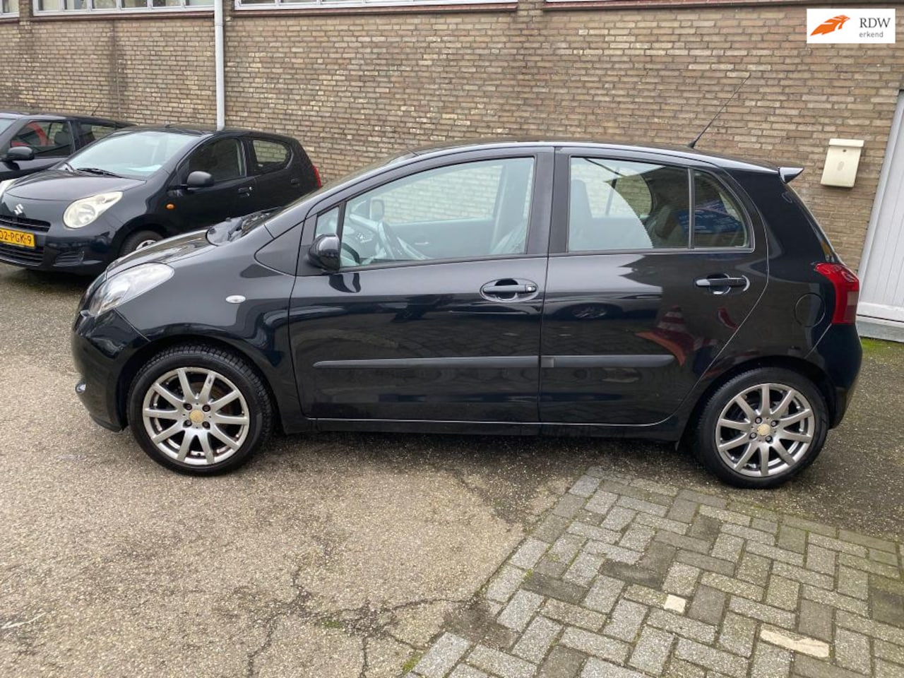 Toyota Yaris - 1.3 VVT-i Sol 1.3 VVTi Sol - AutoWereld.nl