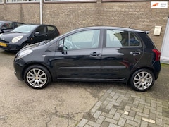 Toyota Yaris - 1.3 VVTi Sol