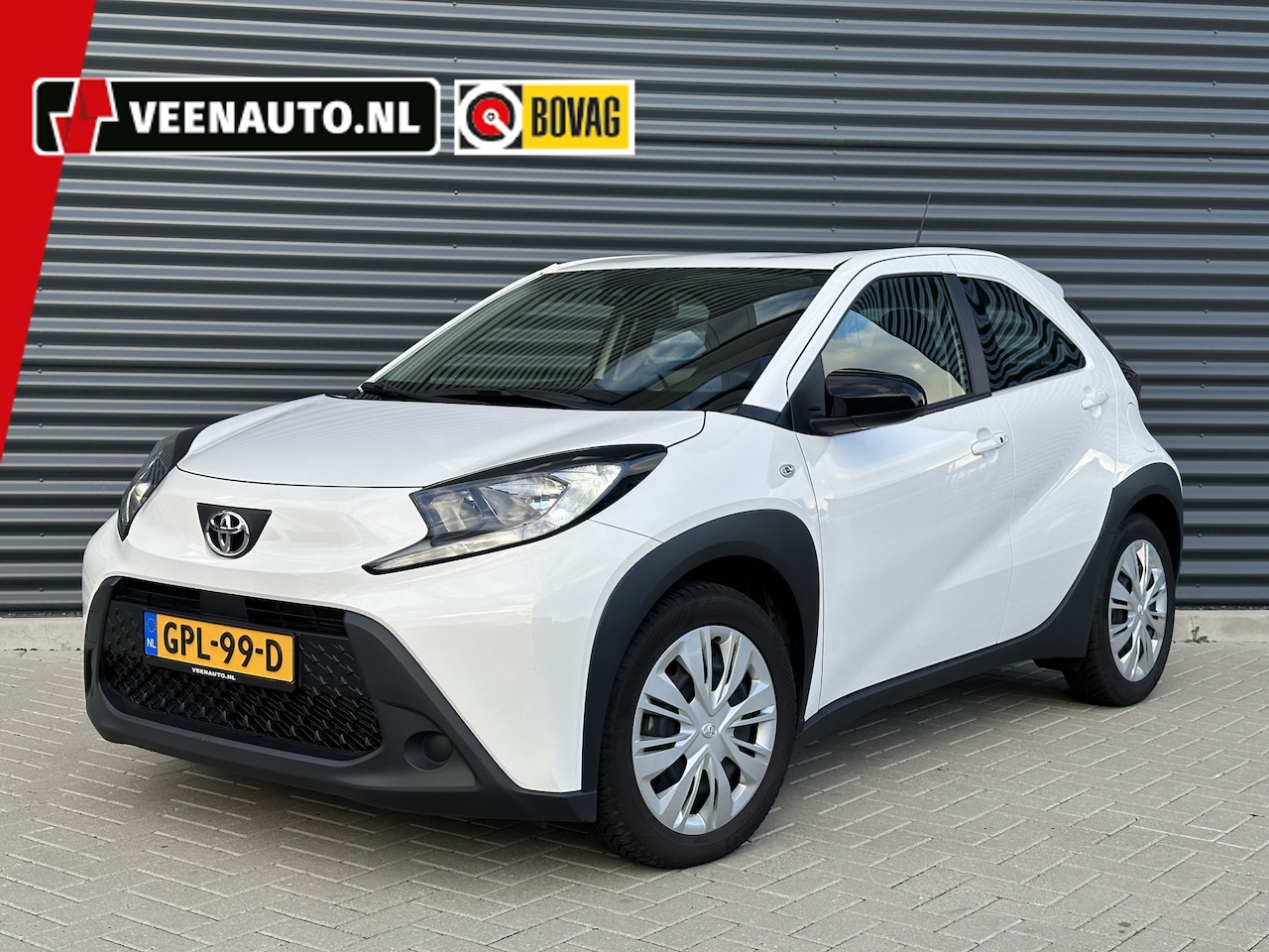 Toyota Aygo X - 1.0 VVT-i MT play Apple/Androud/Keyless/Stoelwarm/Camera - AutoWereld.nl