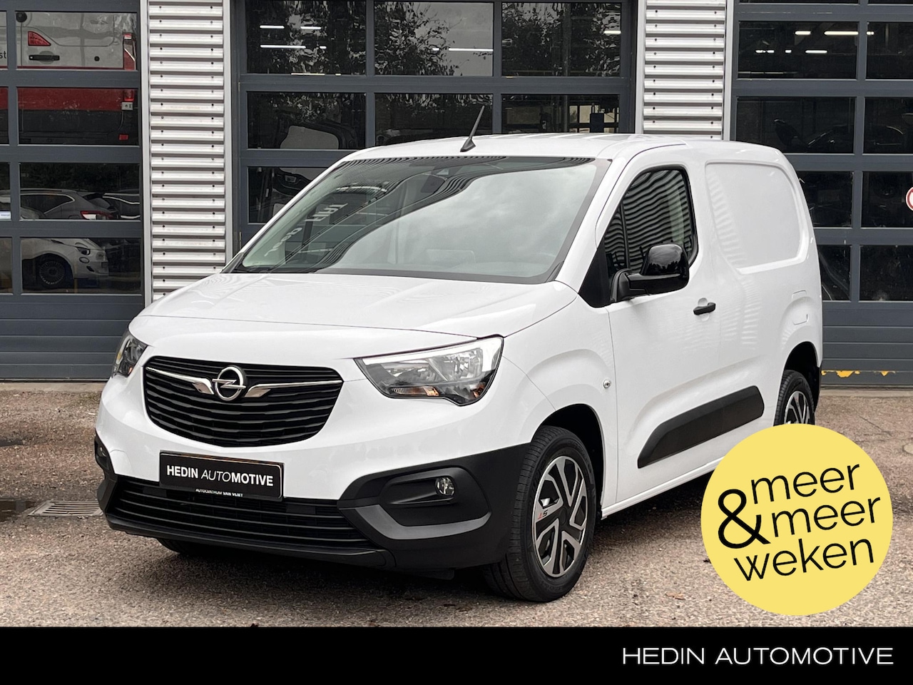 Opel Combo - 1.5D 130PK L1H1 Automaat | Navigatie via App | Camera | Airco | Stuurverwarming | Carplay - AutoWereld.nl