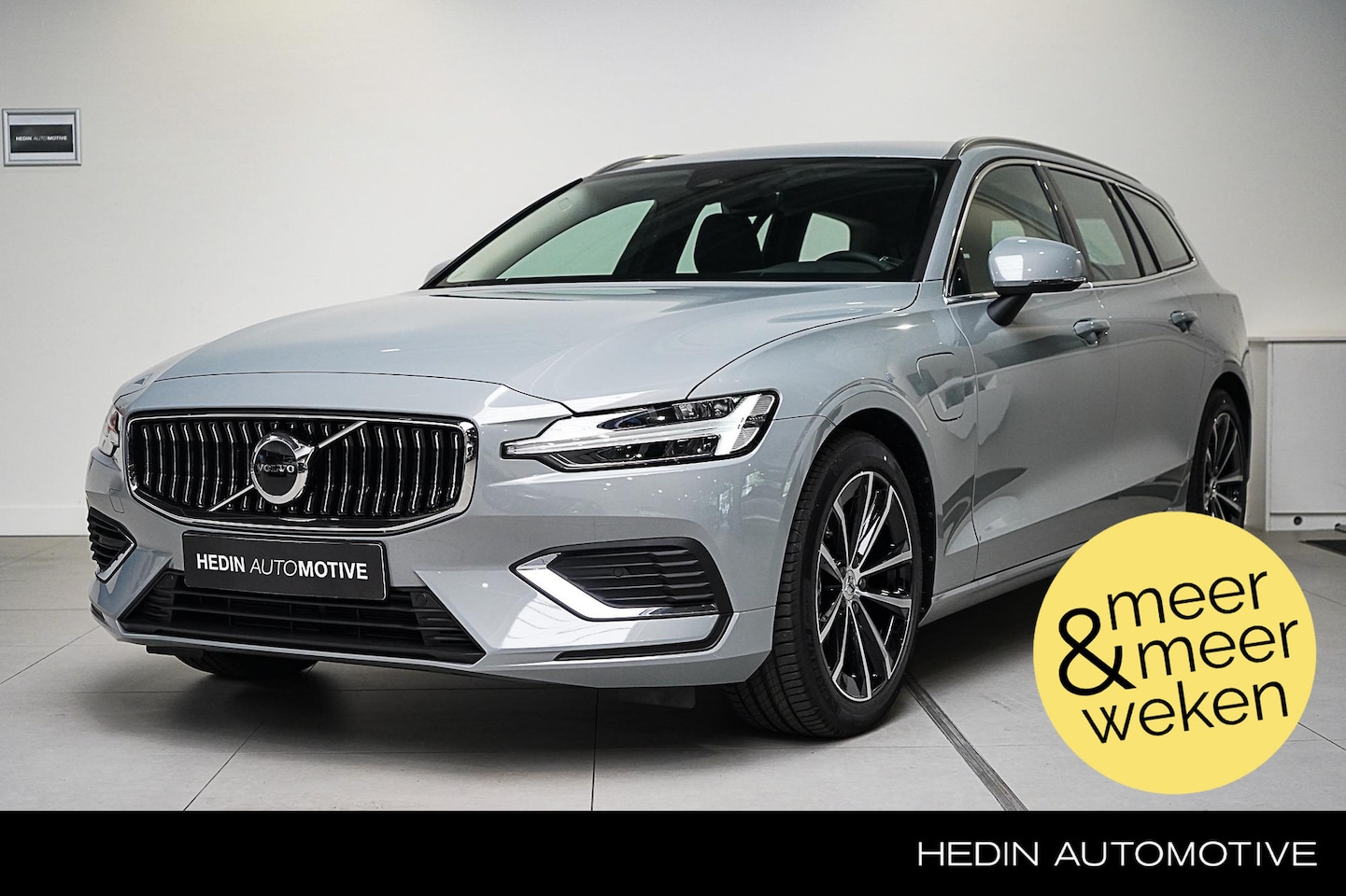 Volvo V60 - T6 Essential Bright Plug In Hybride AWD 350PK| Leder Interieur | Driver Assist | Climate P - AutoWereld.nl