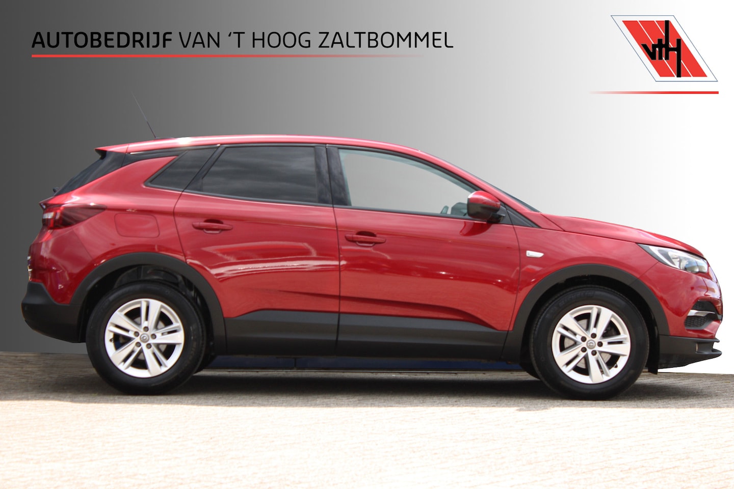 Opel Grandland X - 1.2 Turbo 130pk Automaat Innovation AGR CARPLAY WINTERPAKKET - AutoWereld.nl