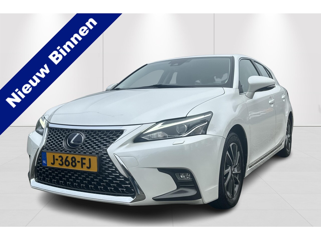 Lexus CT 200h - Business Line Pro Clima/Cruise Control | Navigatie | Licht Metalen Velgen Dealeronderhoude - AutoWereld.nl