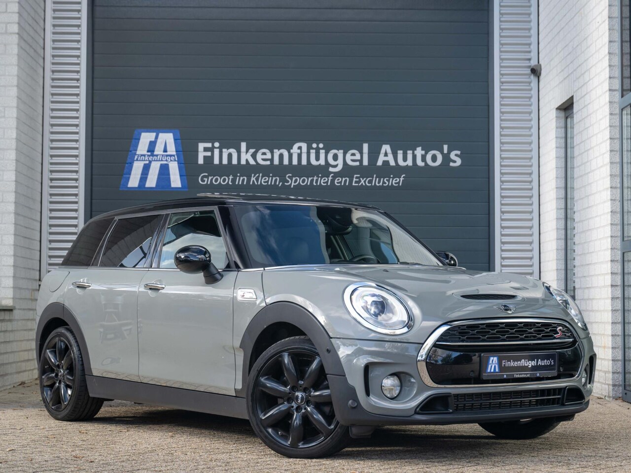 MINI Clubman - 2.0 Cooper S 192 pk Aut |Pano |Mini-Yours |Navi |ACC |Leer |Stoelverwarm. | - AutoWereld.nl