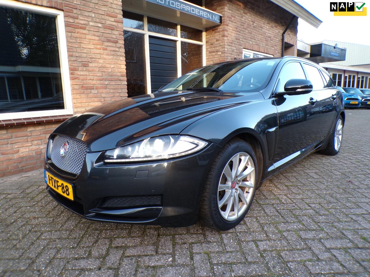 Jaguar XF Sportbrake - 2.2D Aytomaat / Navi / Leder - AutoWereld.nl