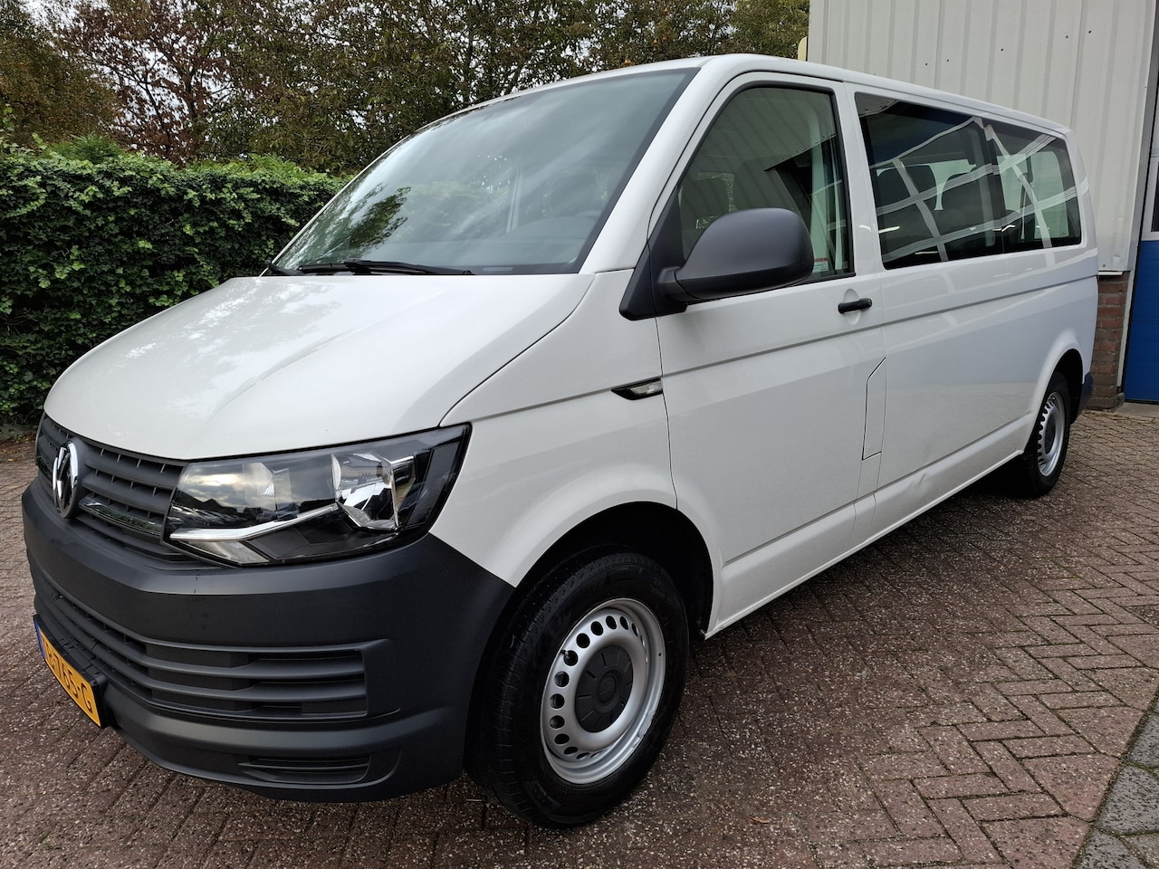 Volkswagen Transporter Kombi - 2.0 TSI L2H1 20995.- INCL BTW 9-PERSOONS BENZINE AARDGAS 150PK - AutoWereld.nl