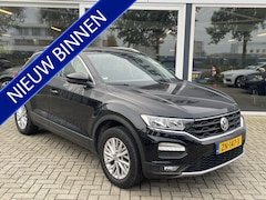 Volkswagen T-Roc - 1.6 TDI Style 50% deal 9.475, - ACTIE Trekhaak / Airco / Cruise / Telefoon