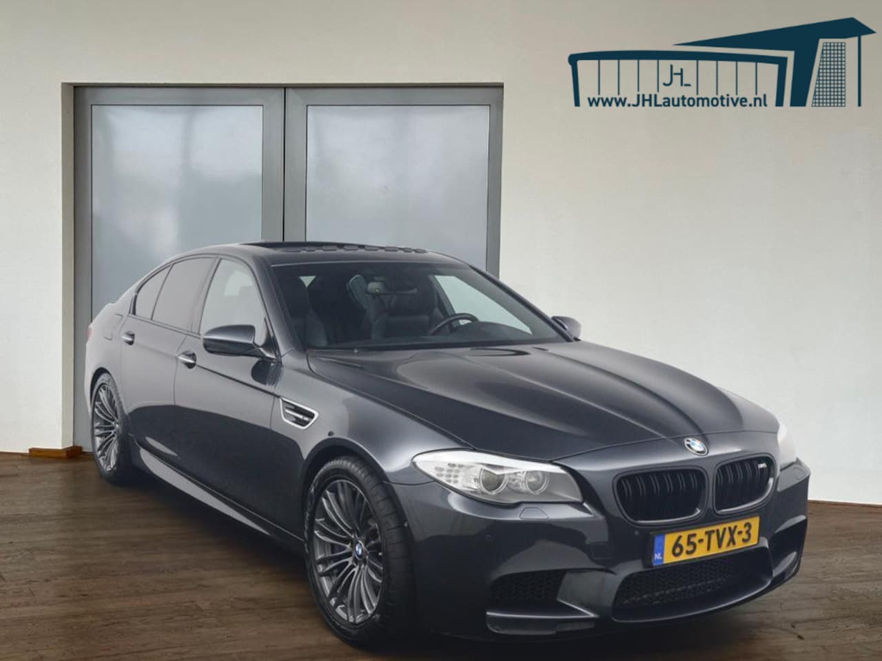 BMW M5 - *MILLTEK*M-DRIVERS.*SUR.VIEW*ST.VENT.*SOFTCL*3xDVD - AutoWereld.nl