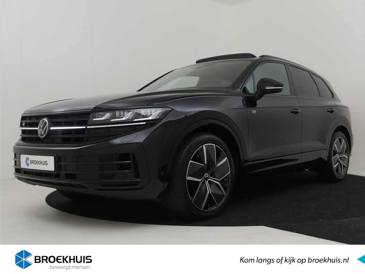 Volkswagen Touareg - 3.0 TSI 462PK eHybrid 4MOTION R | NIEUW MODEL | Nachtcamera | Panorama dak | Head up displ - AutoWereld.nl