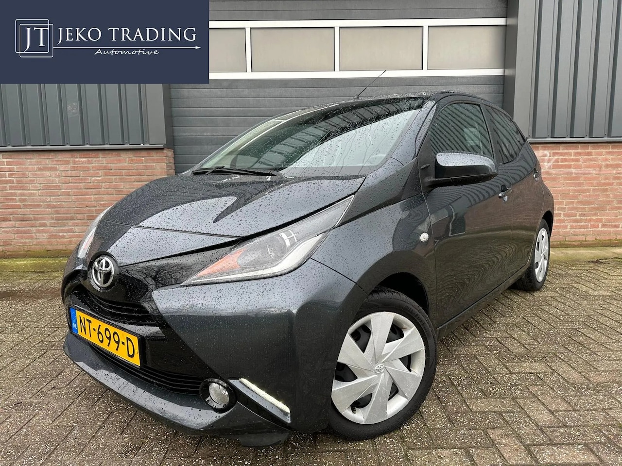 Toyota Aygo - 1.0 VVT-i x-play 1.0 VVT-i x-play - AutoWereld.nl