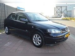 Opel Astra - 1.6 Njoy 8v bj03 airco automaat trekhaak