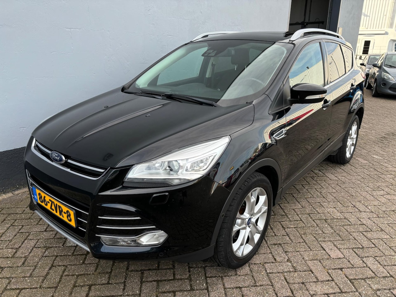 Ford Kuga - 1.6 Titanium - Panorama Dak - Trekhaak - AutoWereld.nl