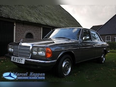 Mercedes-Benz 200-280 (W123) - 280 E