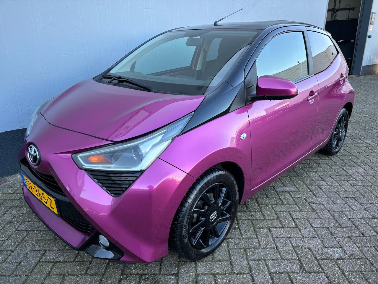 Toyota Aygo - 1.0 VVT-i x-cite - Dealer Onderhouden - AutoWereld.nl