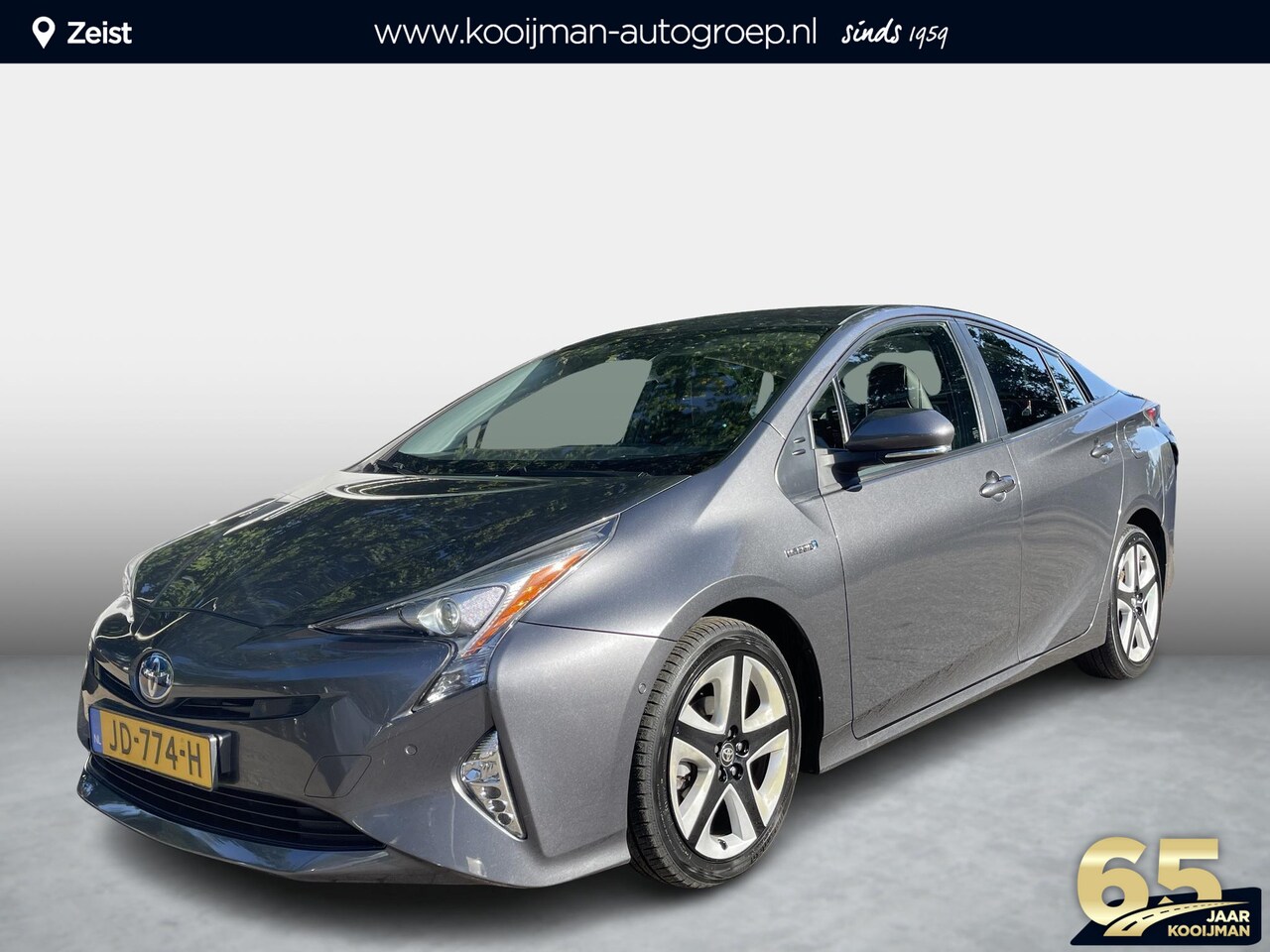 Toyota Prius - 1.8 Executive 1.8 Executive JBL | BSM - AutoWereld.nl