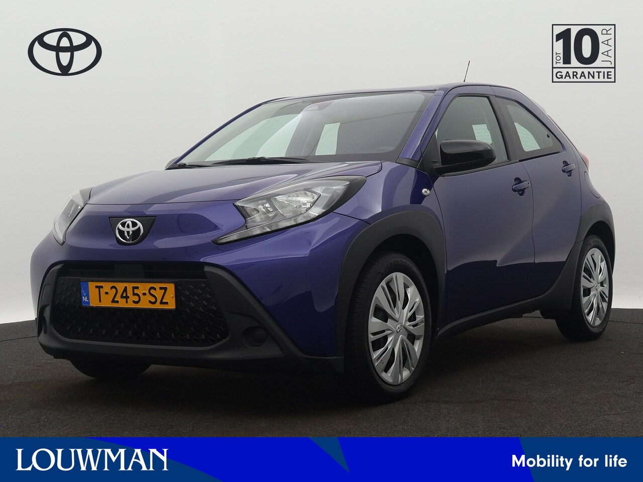 Toyota Aygo X - 1.0 VVT-i MT play 1.0 VVT-i MT play - AutoWereld.nl