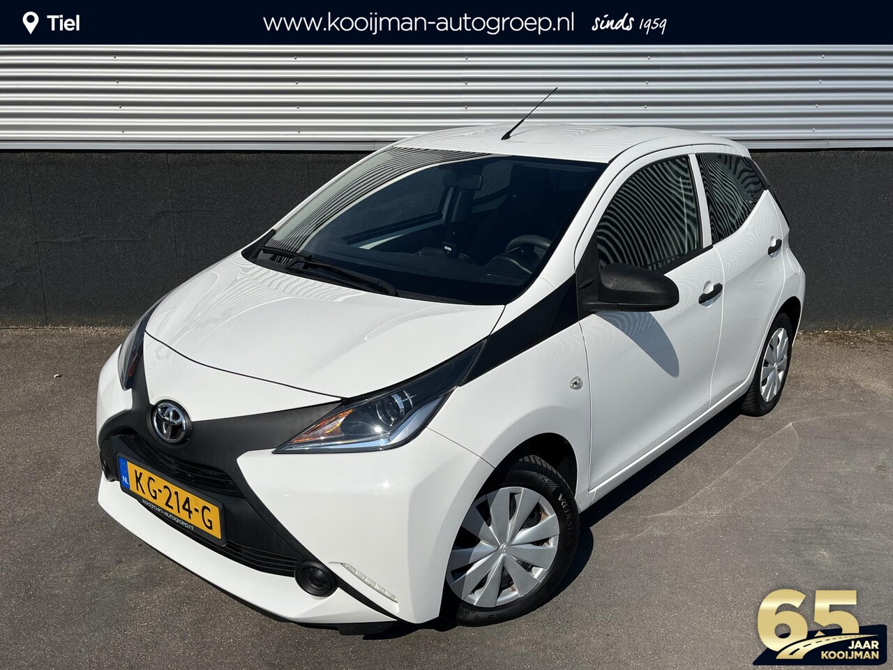 Toyota Aygo - 1.0 VVT-i x-now Airco, Buetooth Bellen, 1e eign. Dealeronderhouden, 5-deurs, Speed-limiter - AutoWereld.nl