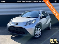 Toyota Aygo X - 1.0 VVT-i MT play Snel Leverbaar meerdere kleuren. Apple Carplay & Android auto