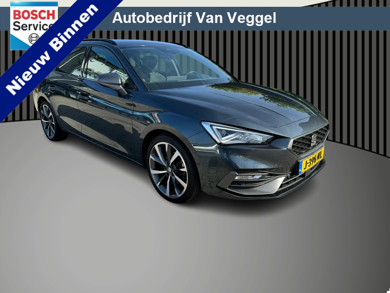 Seat Leon Sportstourer - 1.5 eTSI FR Launch Edition face light, virtual cockpit, cruise, park assist - AutoWereld.nl