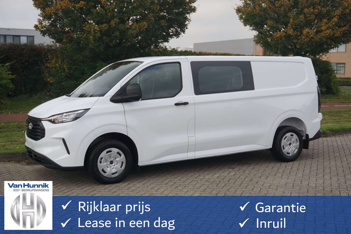 Ford Transit Custom - 320L 150PK Trend Dubbel Cabine 13" Sync4 Apple CP/Android A. Camera!! NR. 421 - AutoWereld.nl