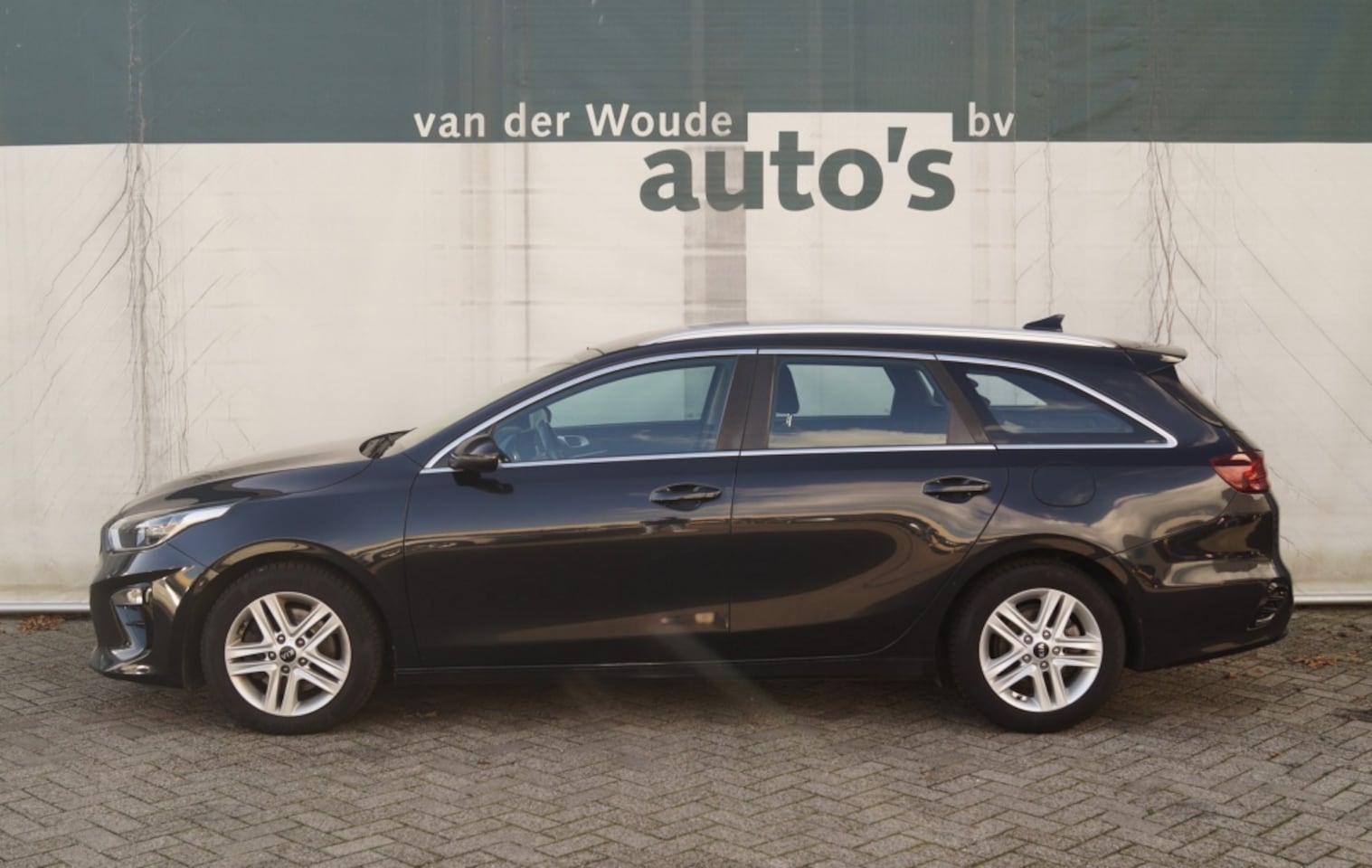 Kia Cee'd Sportswagon - Ceed SW 1.6 CRDi DynamicLine -LED-NAVI-PDC-CAM-CRUISE- - AutoWereld.nl