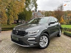 Volkswagen T-Roc - 1.0 TSI Style | LED | PDC | CarPlay | DAB+ |