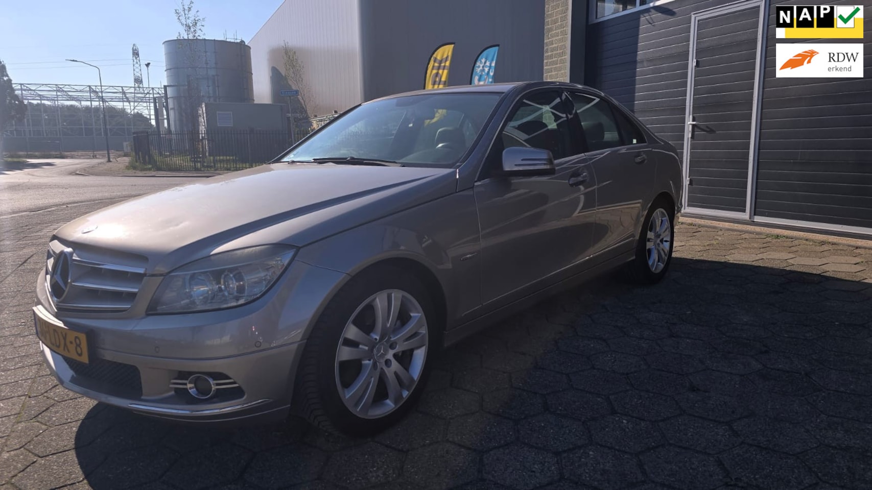 Mercedes-Benz C-klasse - 180 K BlueEFFICIENCY / APK / AIRCO / - AutoWereld.nl