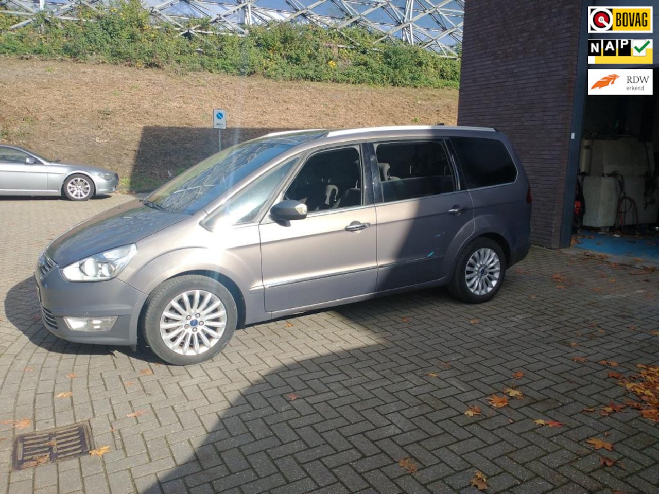 Ford Galaxy - 1.6 SCTi Titanium 7-persoons - AutoWereld.nl