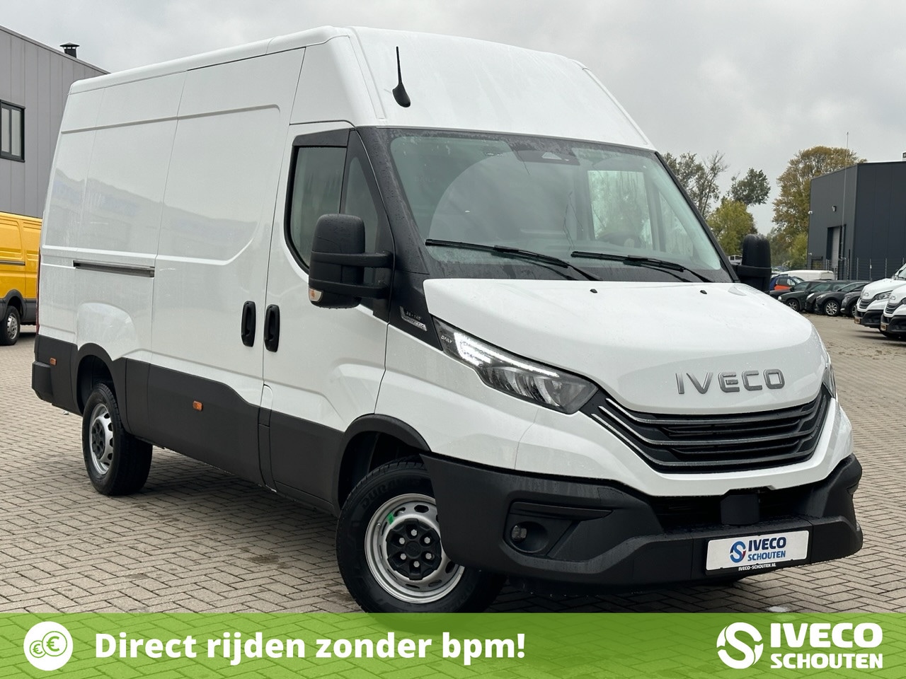 Iveco Daily - 35S14A8V AUTOMAAT WB 3.520L H2 - AutoWereld.nl