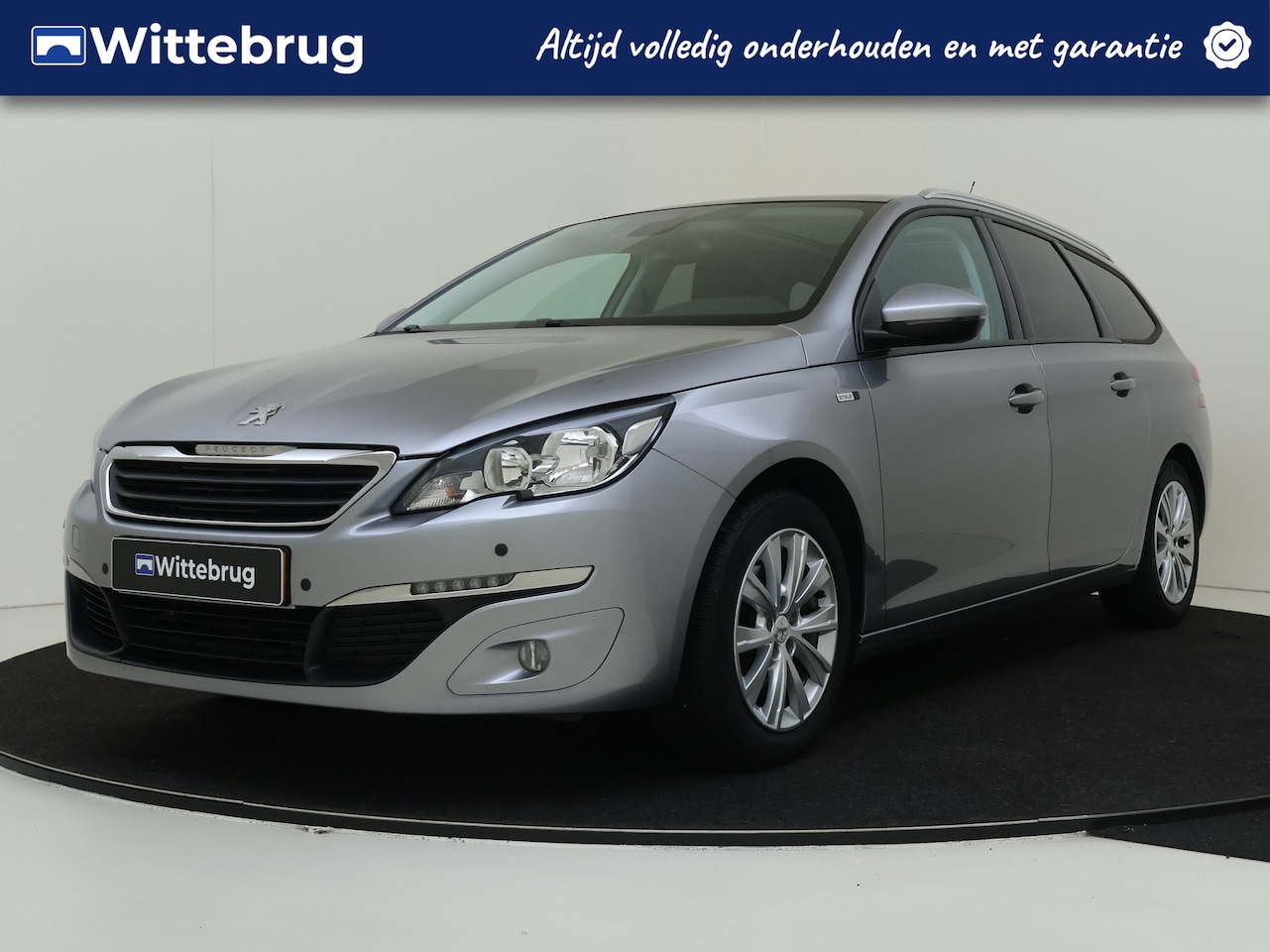 Peugeot 308 SW - 1.2 PureTech Style | Navigatie | Panorama Dak | Parleerhulp Achter - AutoWereld.nl