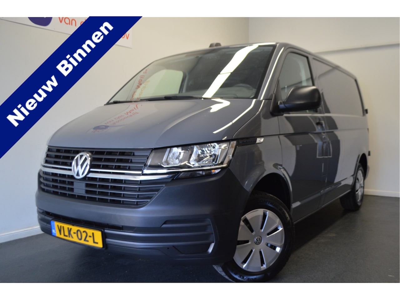 Volkswagen Transporter - 2.0 TDI L1H1 26 Economy Business 2.0 TDI L1H1 26 Economy Business , AIRCO , CR CONTROL , BL TOOTH , PDC A , EL RAMEN , - AutoWereld.nl