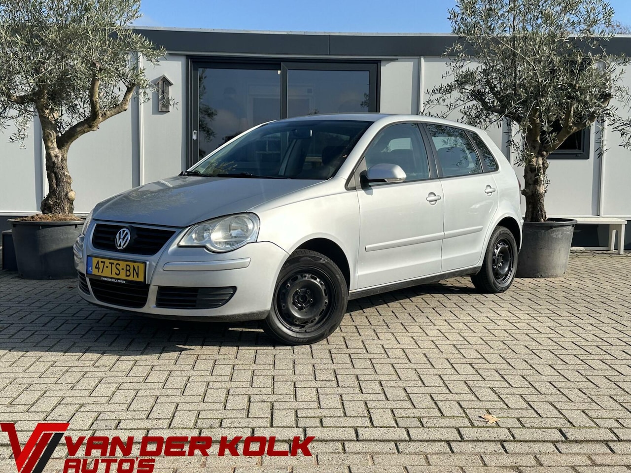 Volkswagen Polo - 1.2 Comfortline 5 Deurs Airco CarPlay APK 2025-07 - AutoWereld.nl