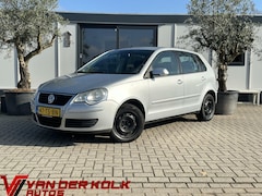 Volkswagen Polo - 1.2 Comfortline 5 Deurs Airco CarPlay APK 2025-07