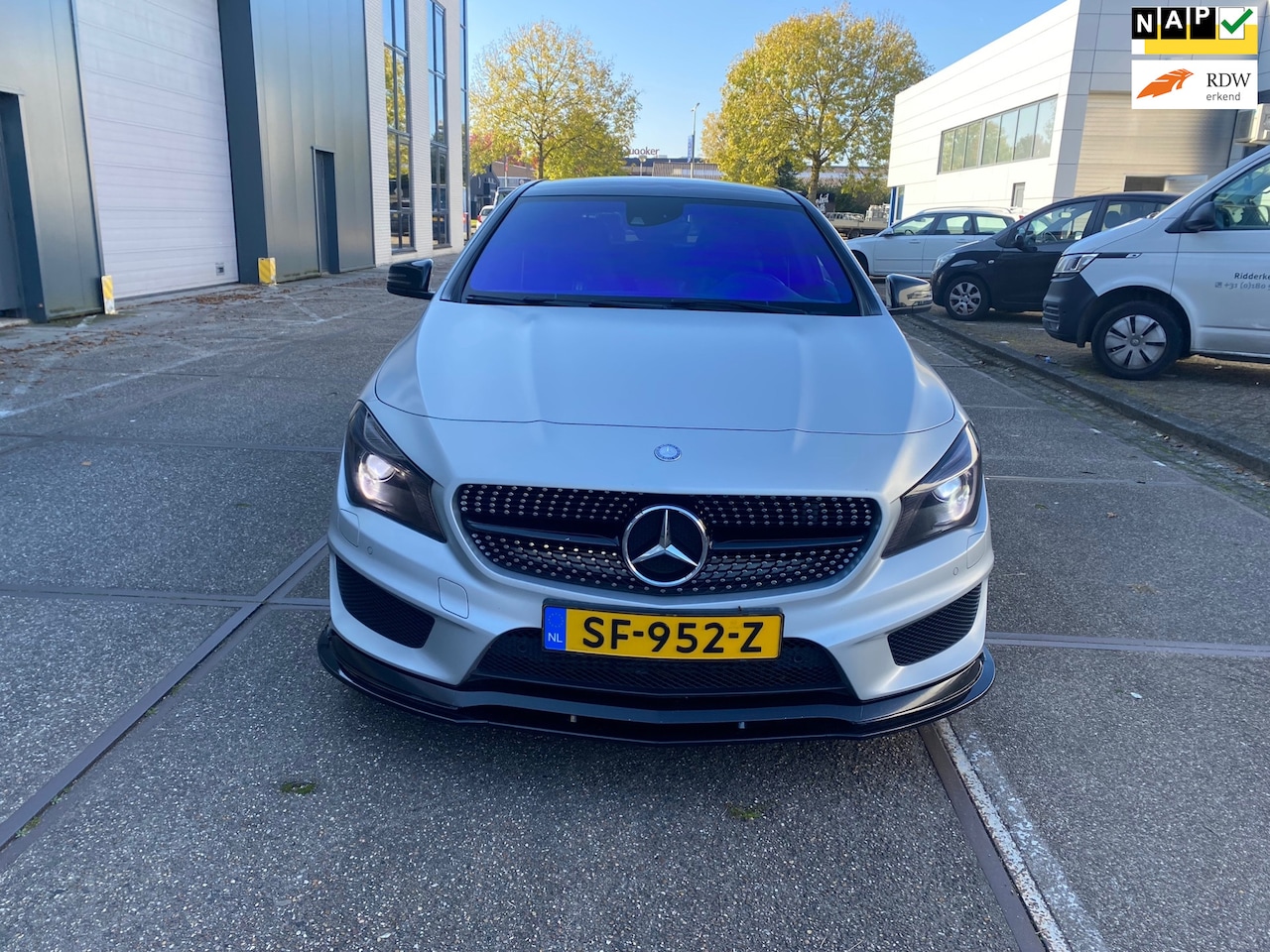 Mercedes-Benz CLA-Klasse - 250 Edition 1 / AUTOMAAT / APK / NAP / BOEKJES / OPTIES / NETTE AUTO!!!1 - AutoWereld.nl