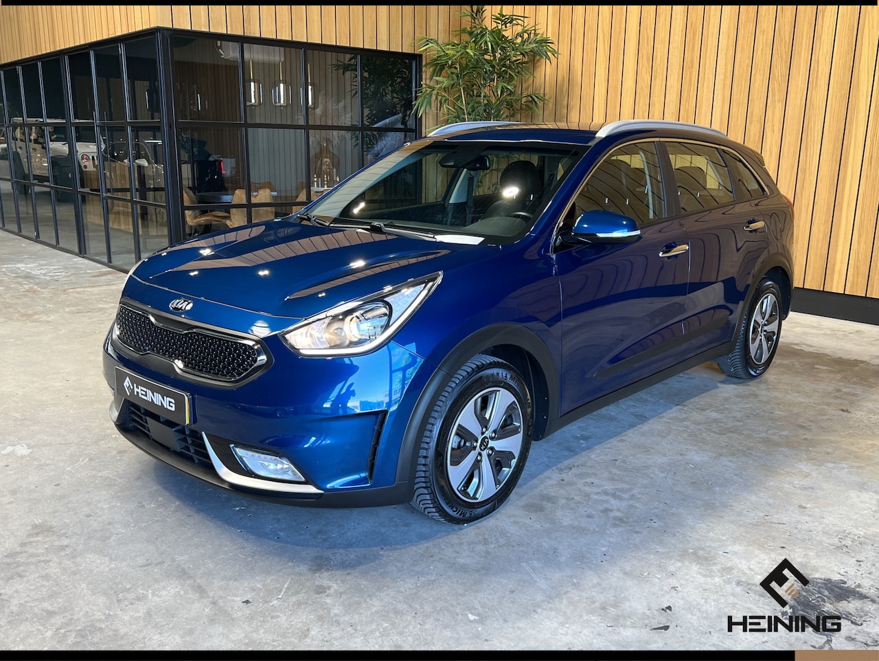 Kia Niro - 1.6 GDi Hybrid DynamicLine Automaat. Apple Carplay. Camera - AutoWereld.nl