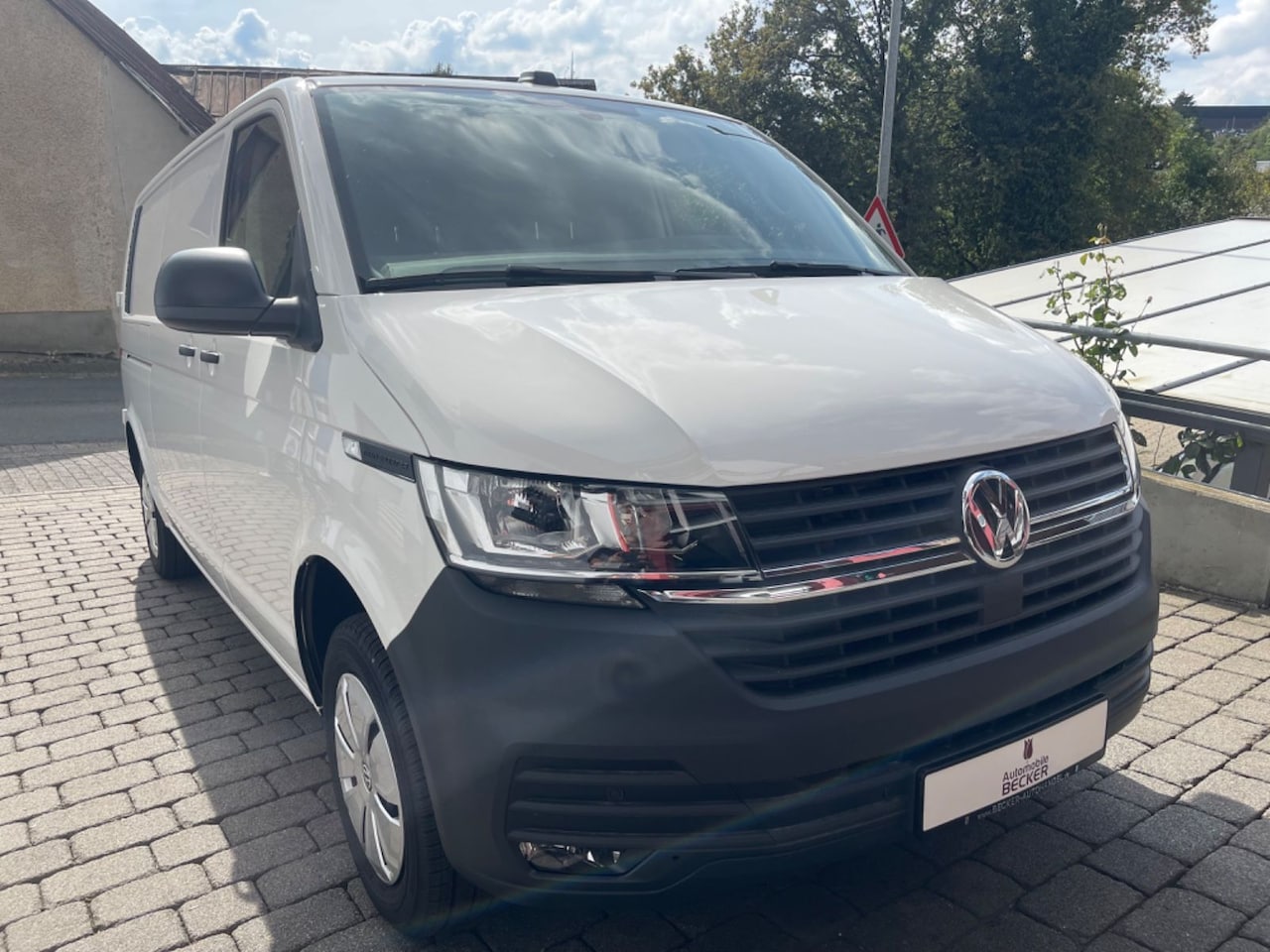 Volkswagen Transporter - 2.0 TDI L2H1 34 | Nieuw | Direct Leverbaar | 26 stuks - AutoWereld.nl