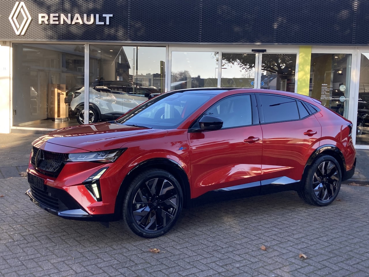 Renault Rafale - 1.2 E-Tech Hybrid 200 esprit Alpine - Pack around view camera - Harman Kardon - Pack privi - AutoWereld.nl