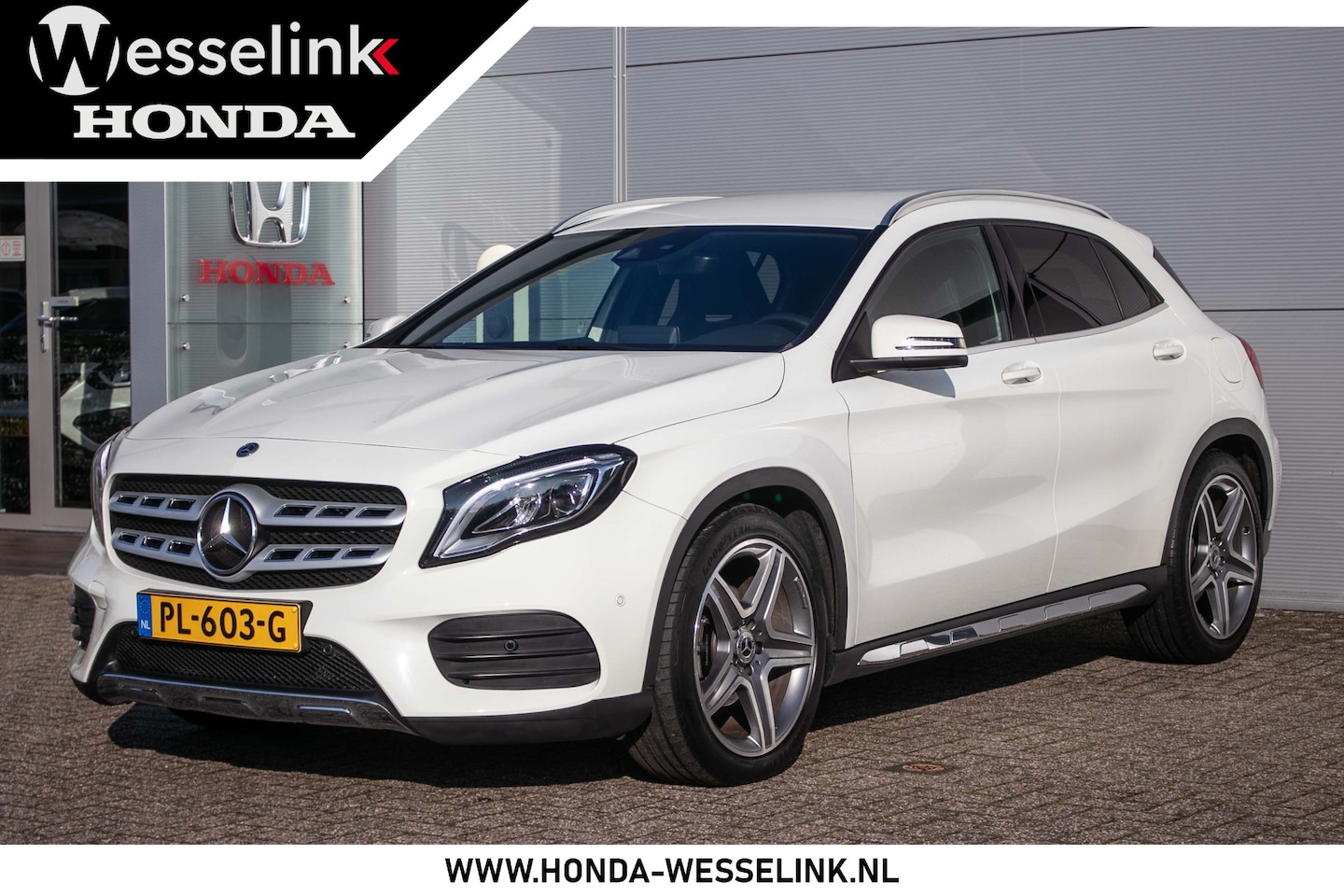 Mercedes-Benz GLA-Klasse - 180 Activity Edition Automaat All-in rijklaarprijs | AMG Line | Nav Pro | Cam | Trekhaak | - AutoWereld.nl