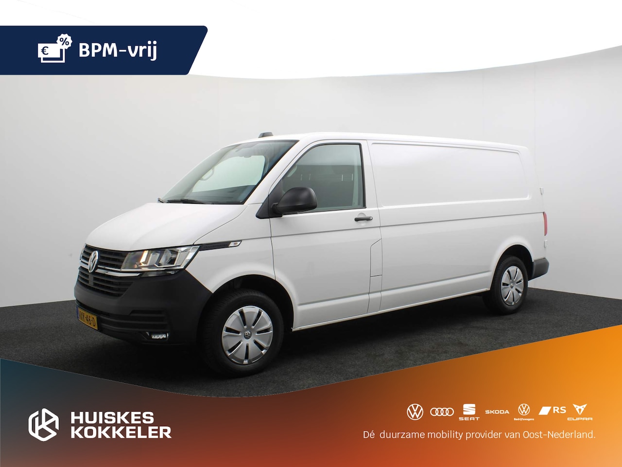 Volkswagen Transporter - Bestelwagen 2.0 TDI 110pk L2H1 28 Comfortline Rijklaar Prijs | App Connect I Trekhaak I PD - AutoWereld.nl