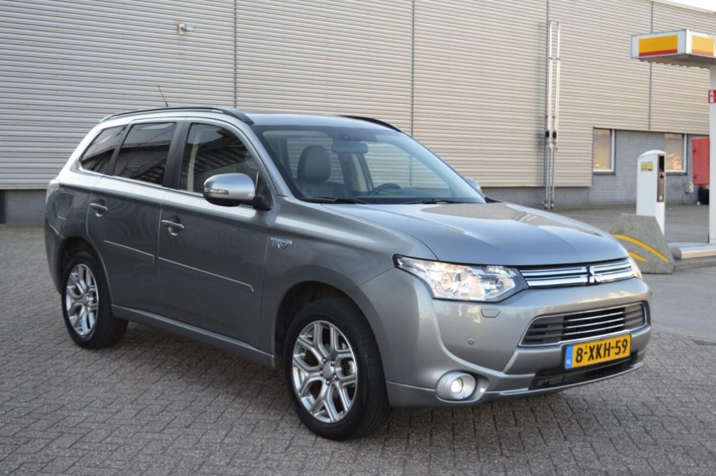 Mitsubishi Outlander - 2.0 PHEV Instyle bj14 ECC 4x4 mooie auto - AutoWereld.nl