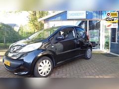 Peugeot 107 - 1.0-12V XS