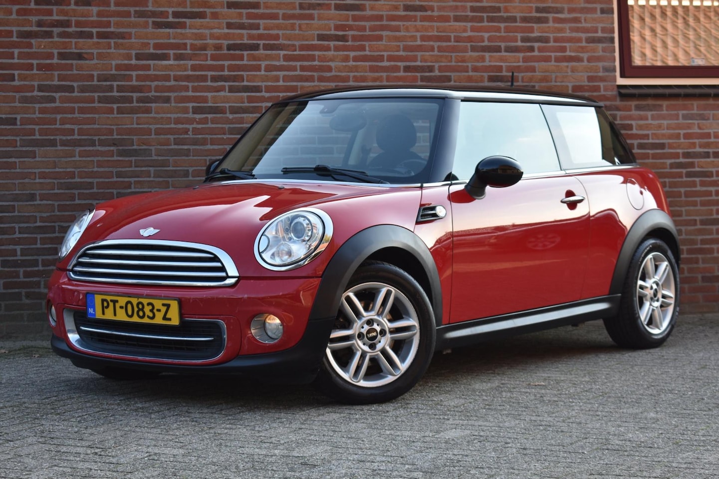 MINI Cooper - Mini 1.6 Chili '11 Xenon Clima Inruil mogelijk - AutoWereld.nl