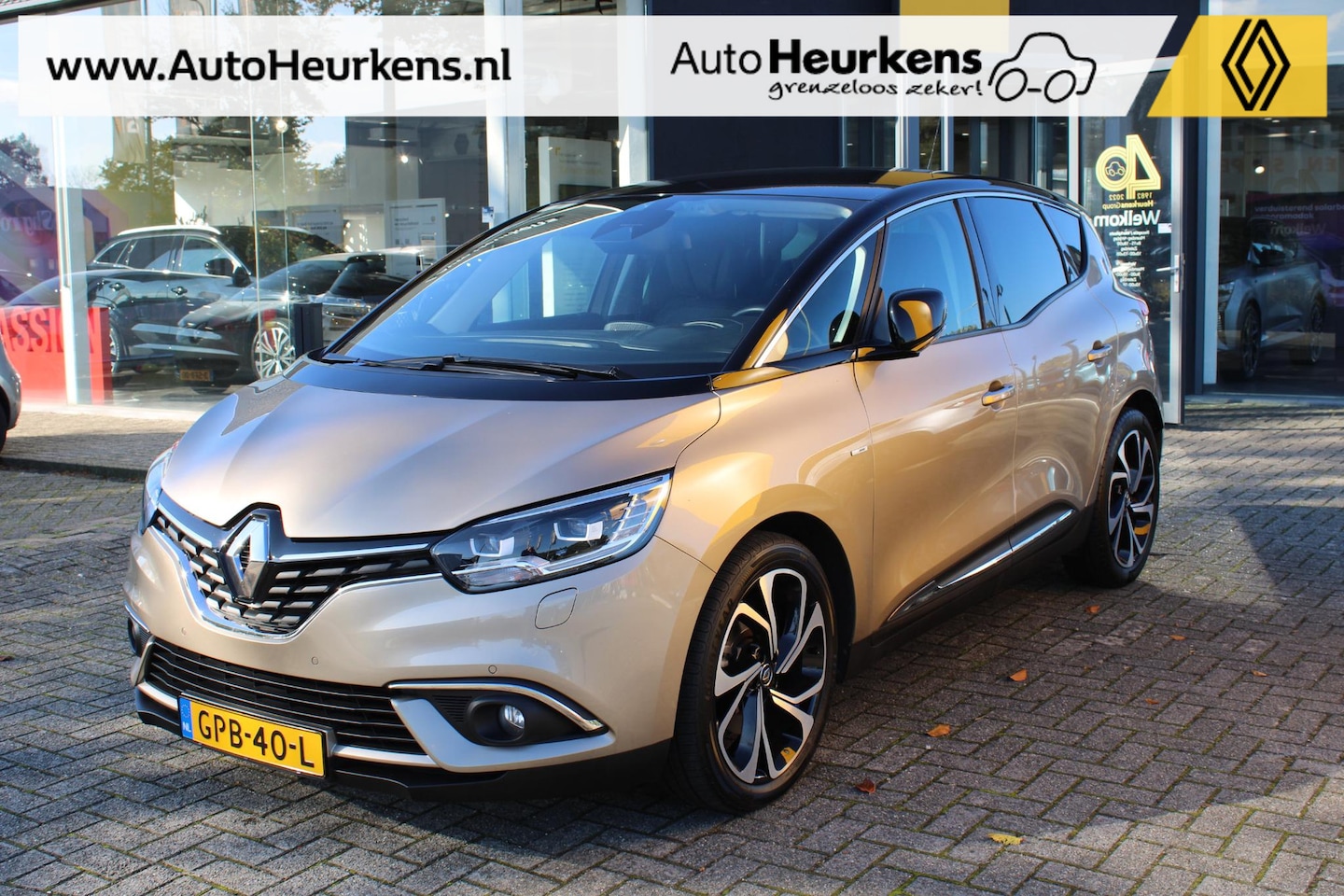 Renault Scénic - TCe 130 Bose | Dealer-onderhouden | Aantoonbare km-historie - AutoWereld.nl