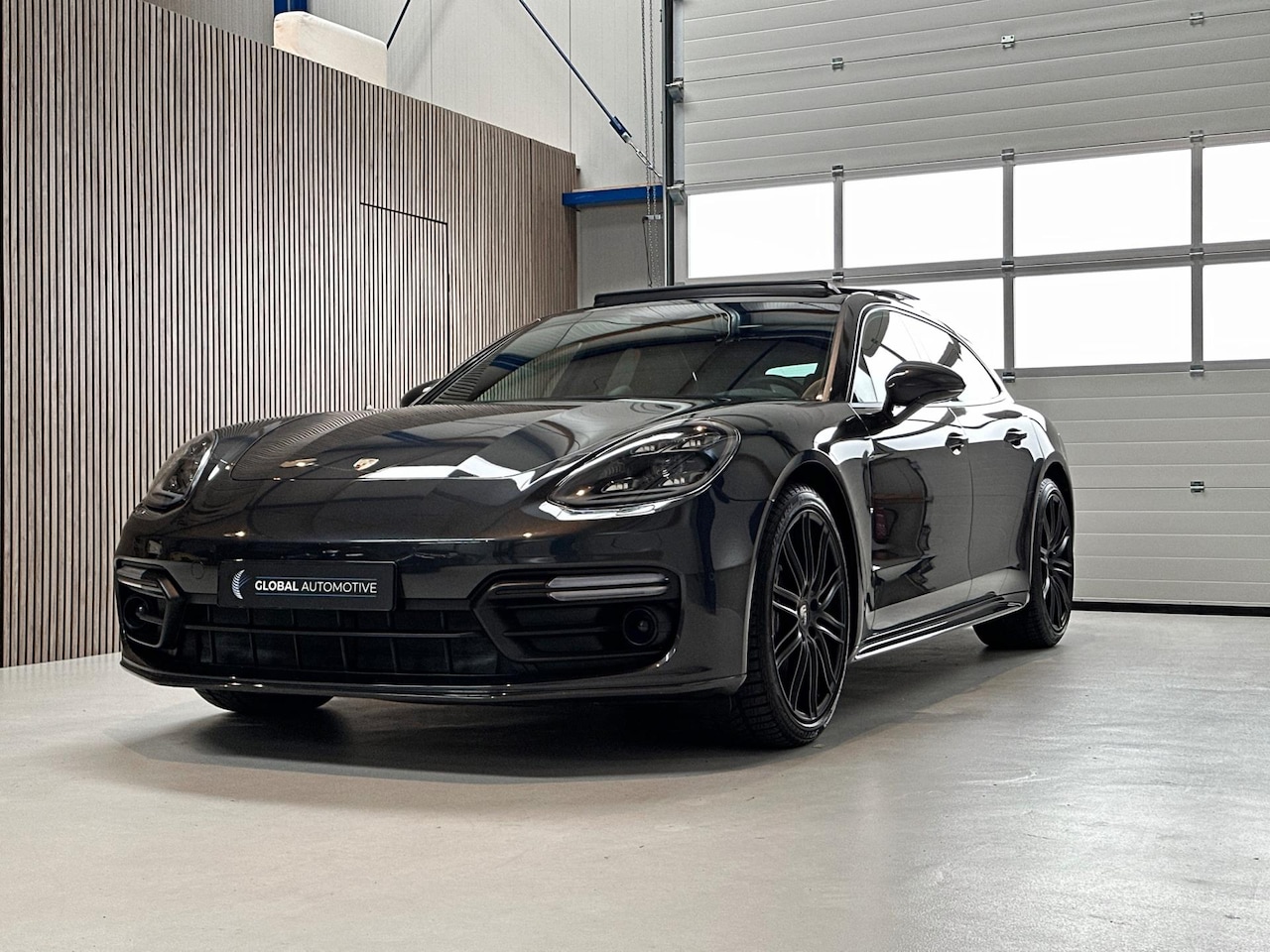 Porsche Panamera Sport Turismo - 3.0 4 - STOELKOELING - SCHUIFDAK - SPORT CHRONO PAKKET - AutoWereld.nl