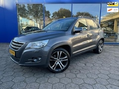 Volkswagen Tiguan - 1.4 TSI Sport&Style Navi - PDC - LMV