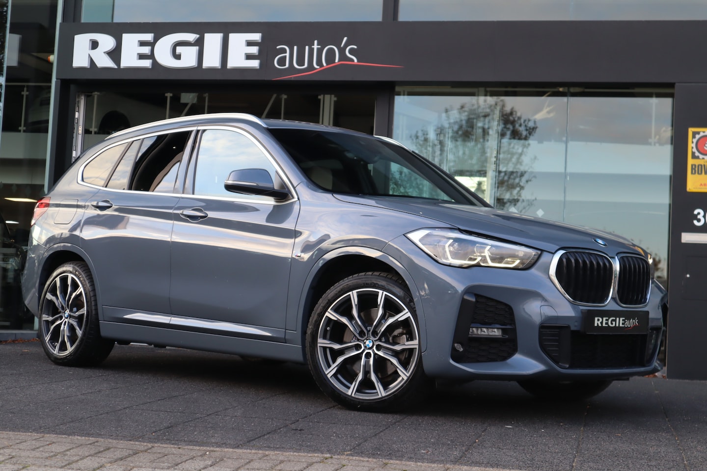 BMW X1 - xDrive25e M-sport Navi HuD HK Camera Leer Led - AutoWereld.nl