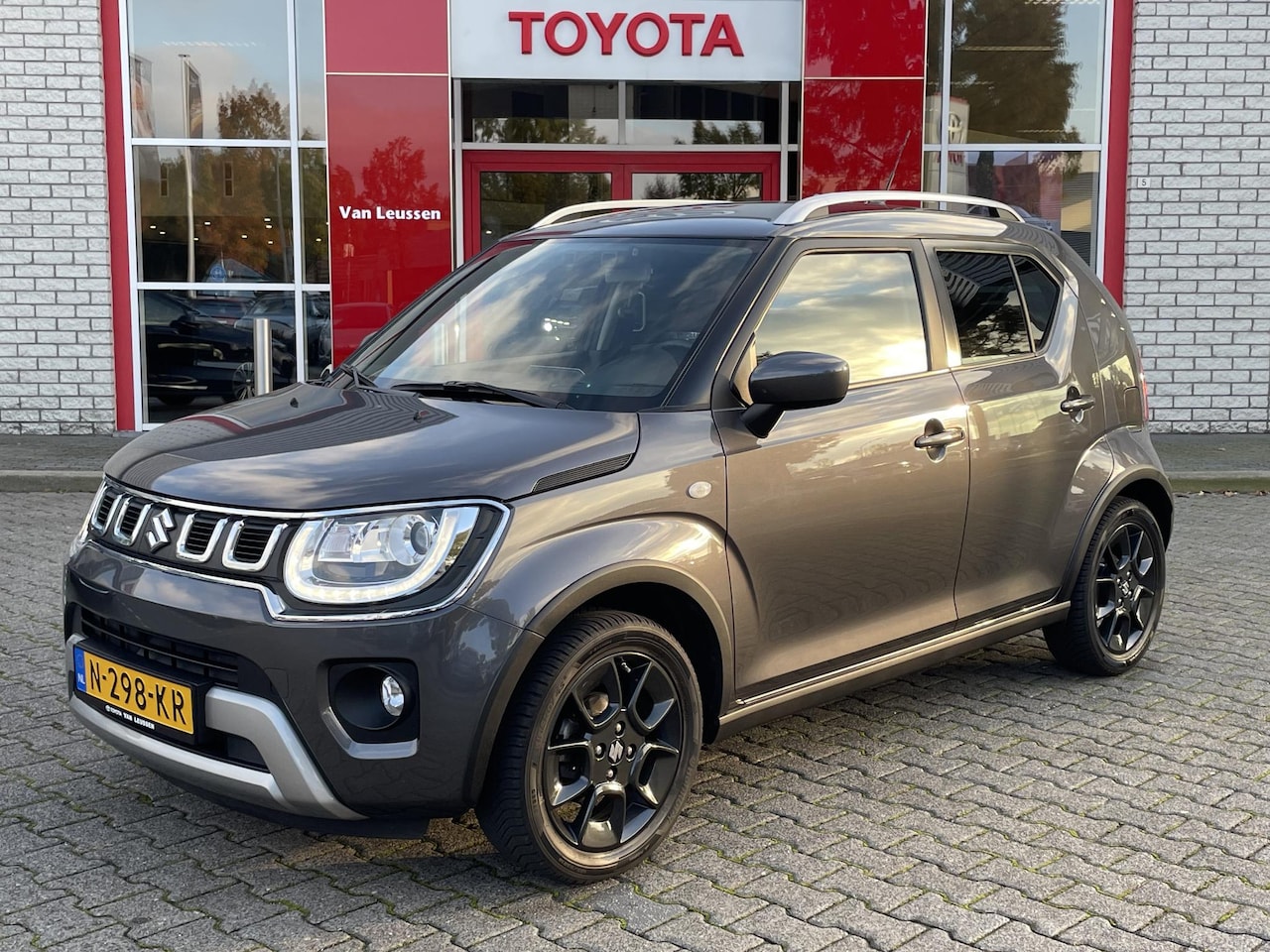 Suzuki Ignis - 1.2 SMART HYBRID SELECT TREKHAAK AIRCO STOELVERW. APPLE/ANDROID PARK-CAMERA DAB+ LM-VELGEN - AutoWereld.nl